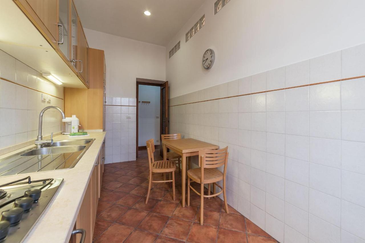 Roman Experience Testaccio Flat Apartment ภายนอก รูปภาพ